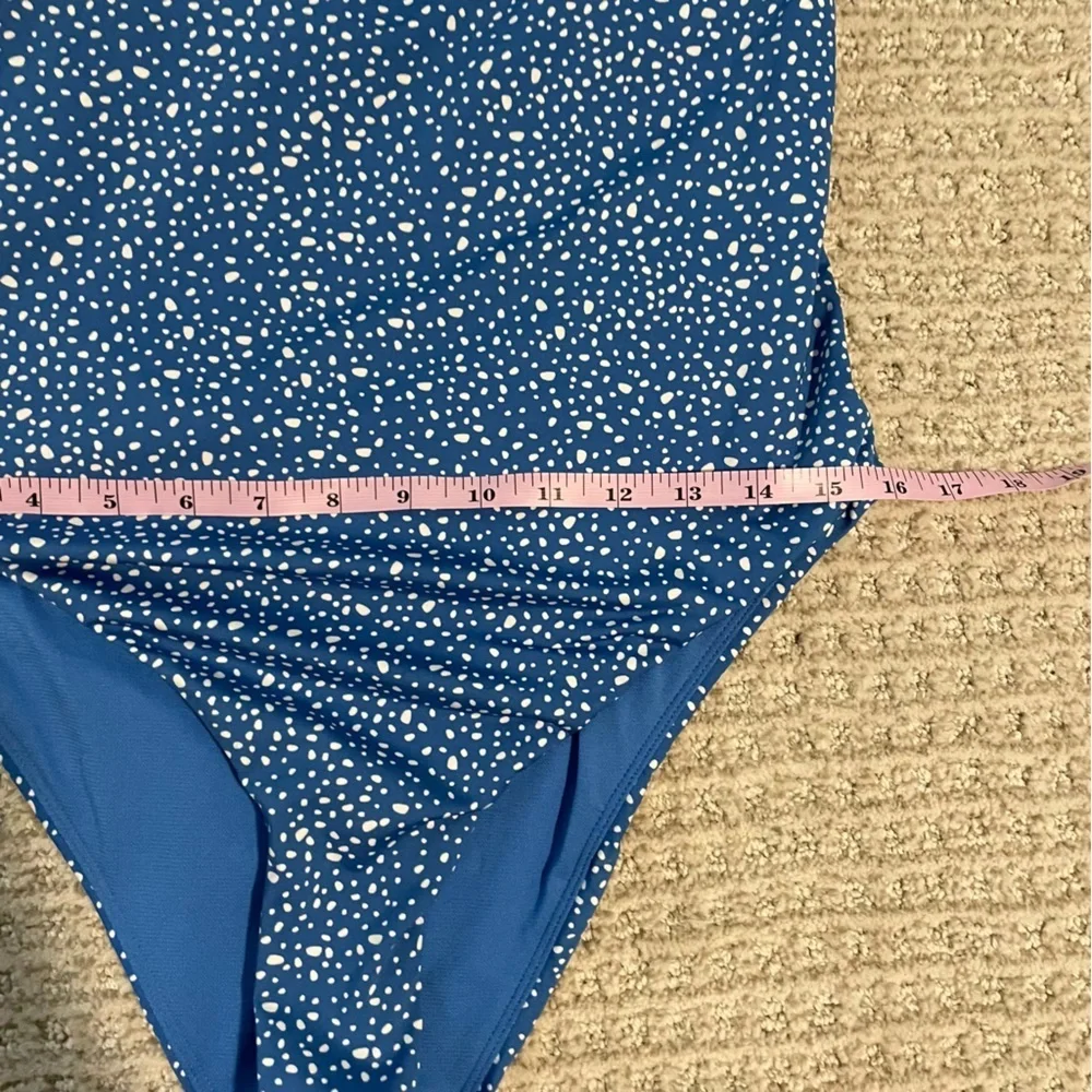 Nike‎ Swim Blue Water Dots Open Back One Piece large